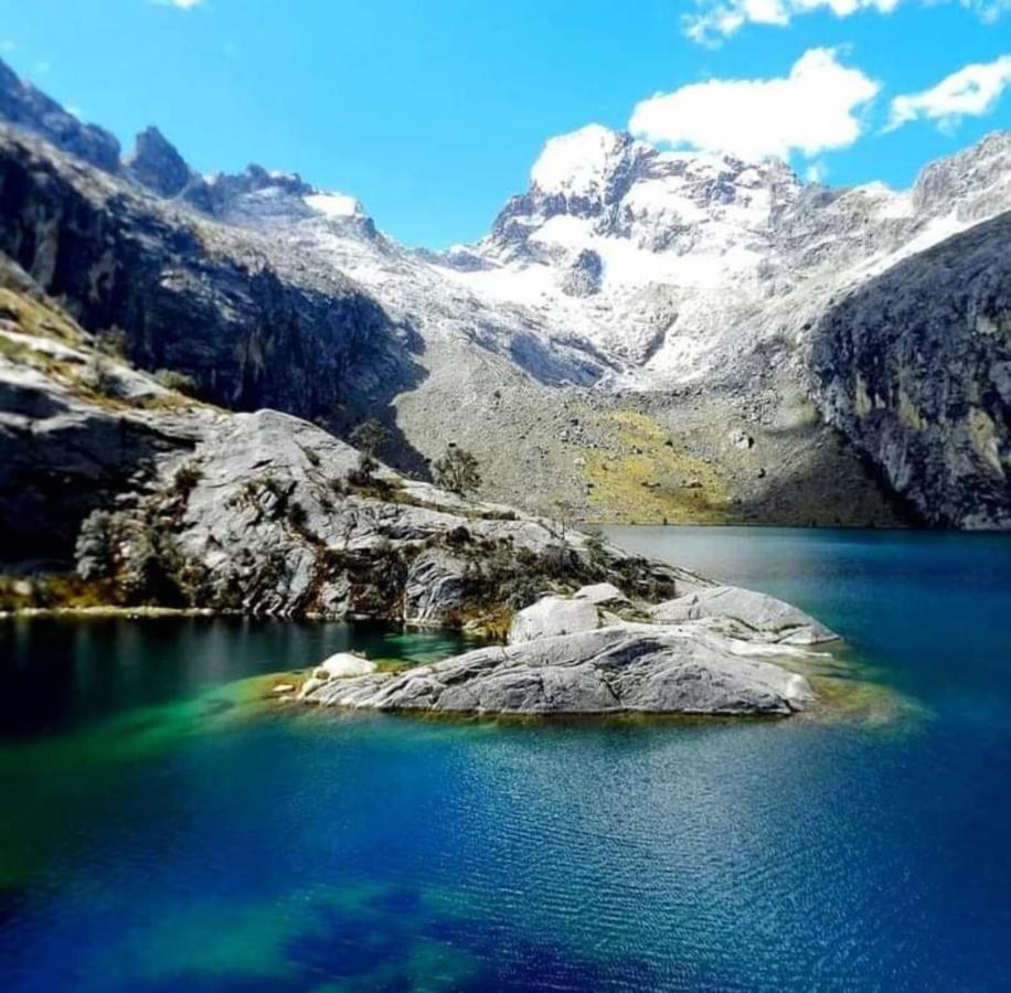 Huaraz Colonial Hostel ภายนอก รูปภาพ