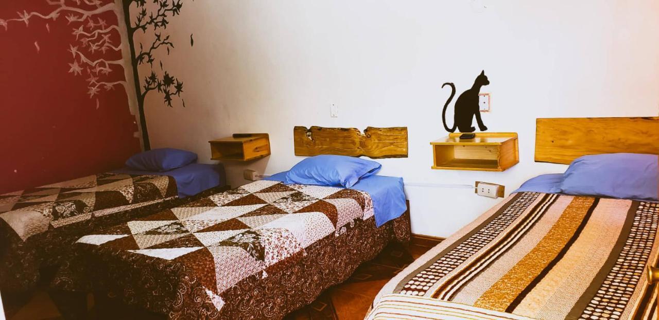 Huaraz Colonial Hostel ภายนอก รูปภาพ