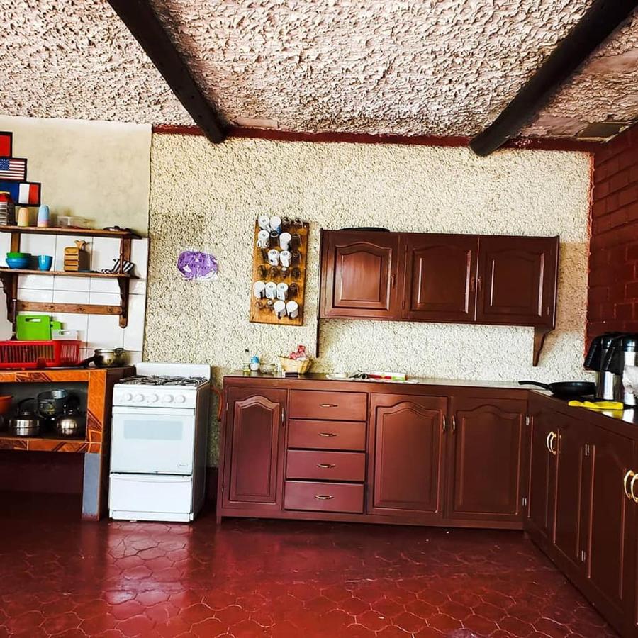 Huaraz Colonial Hostel ภายนอก รูปภาพ