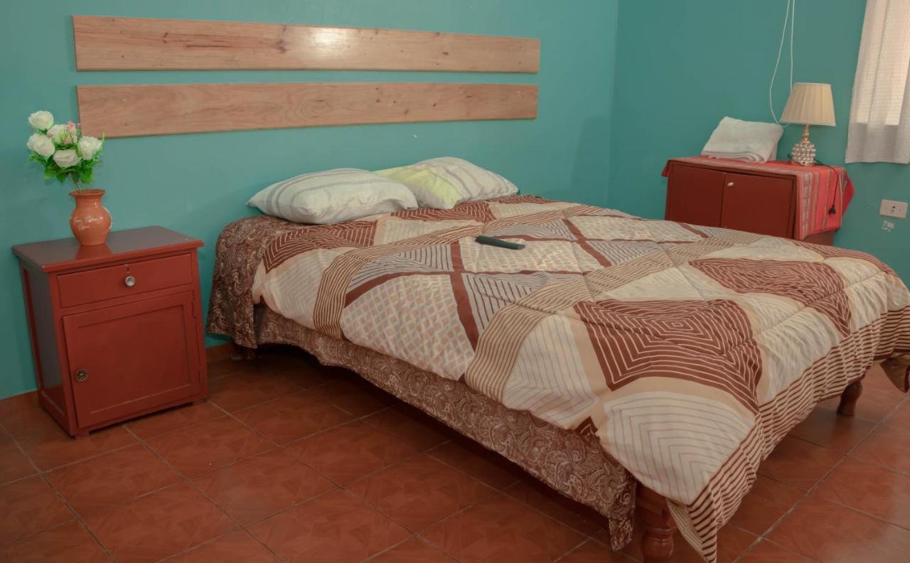 Huaraz Colonial Hostel ภายนอก รูปภาพ