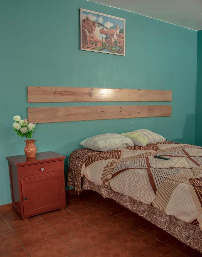 Huaraz Colonial Hostel ภายนอก รูปภาพ